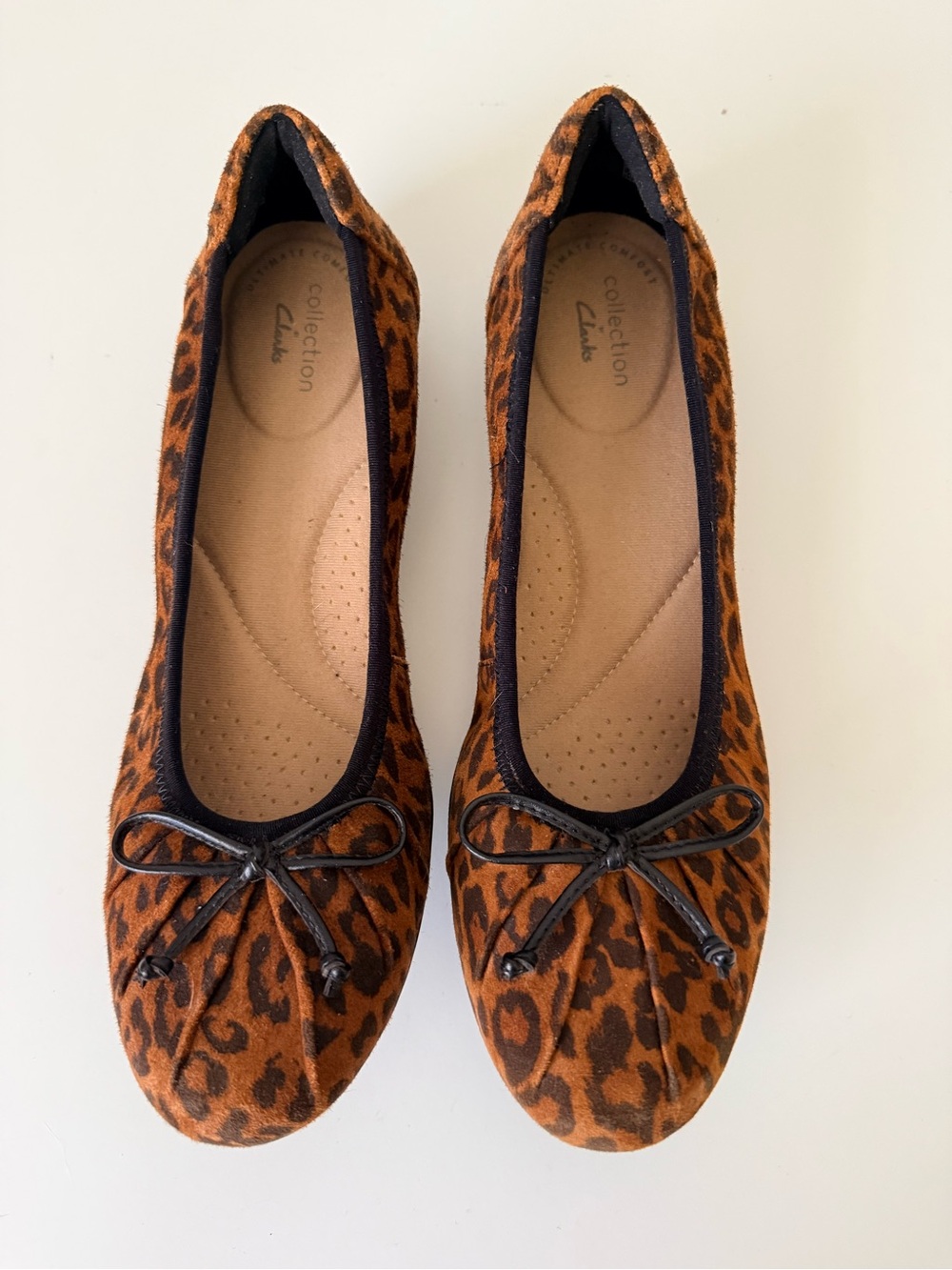 Clark Collection Leopard Print Ballet Flats with Bow Size 8.5 Ultimate Comfort